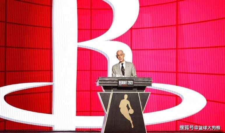 震惊了整个 震惊了整个