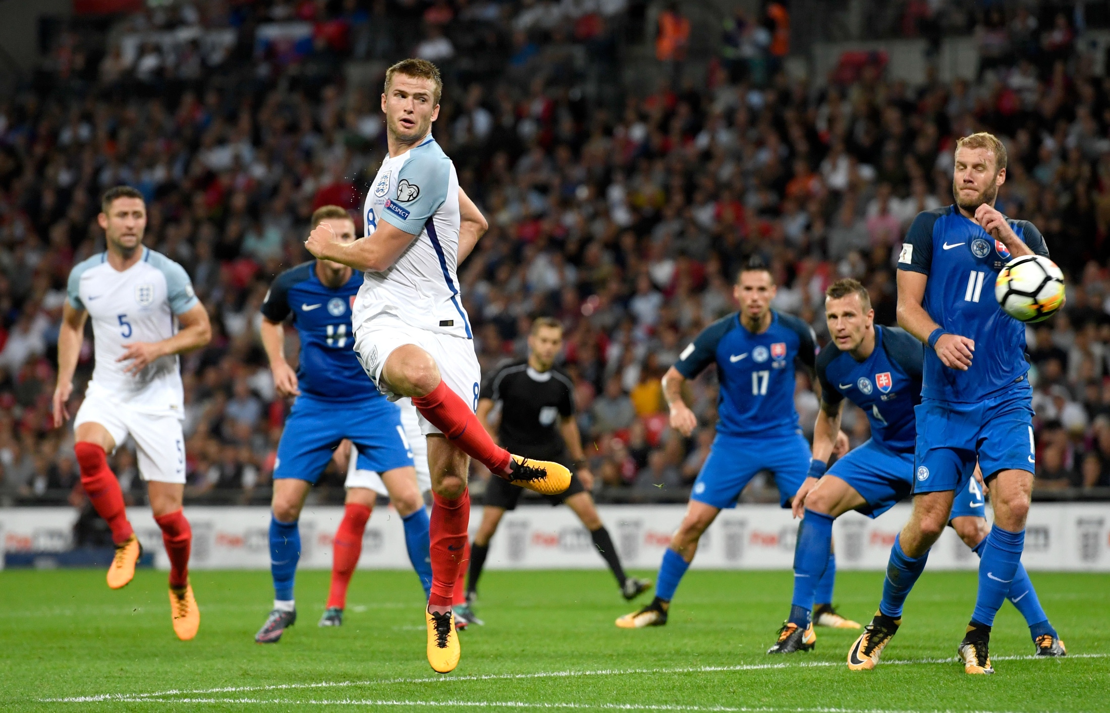 渗透和犀利 渗透和犀利