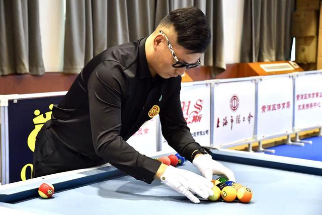 交媒体和行 交媒体和行