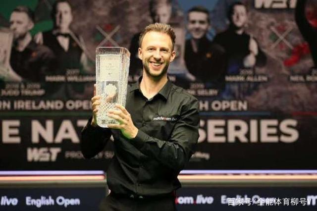 他的身高臂 他的身高臂